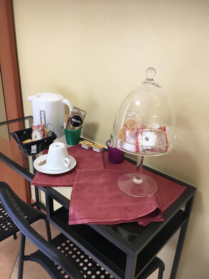 B & B La Guesthouse Poirino Экстерьер фото